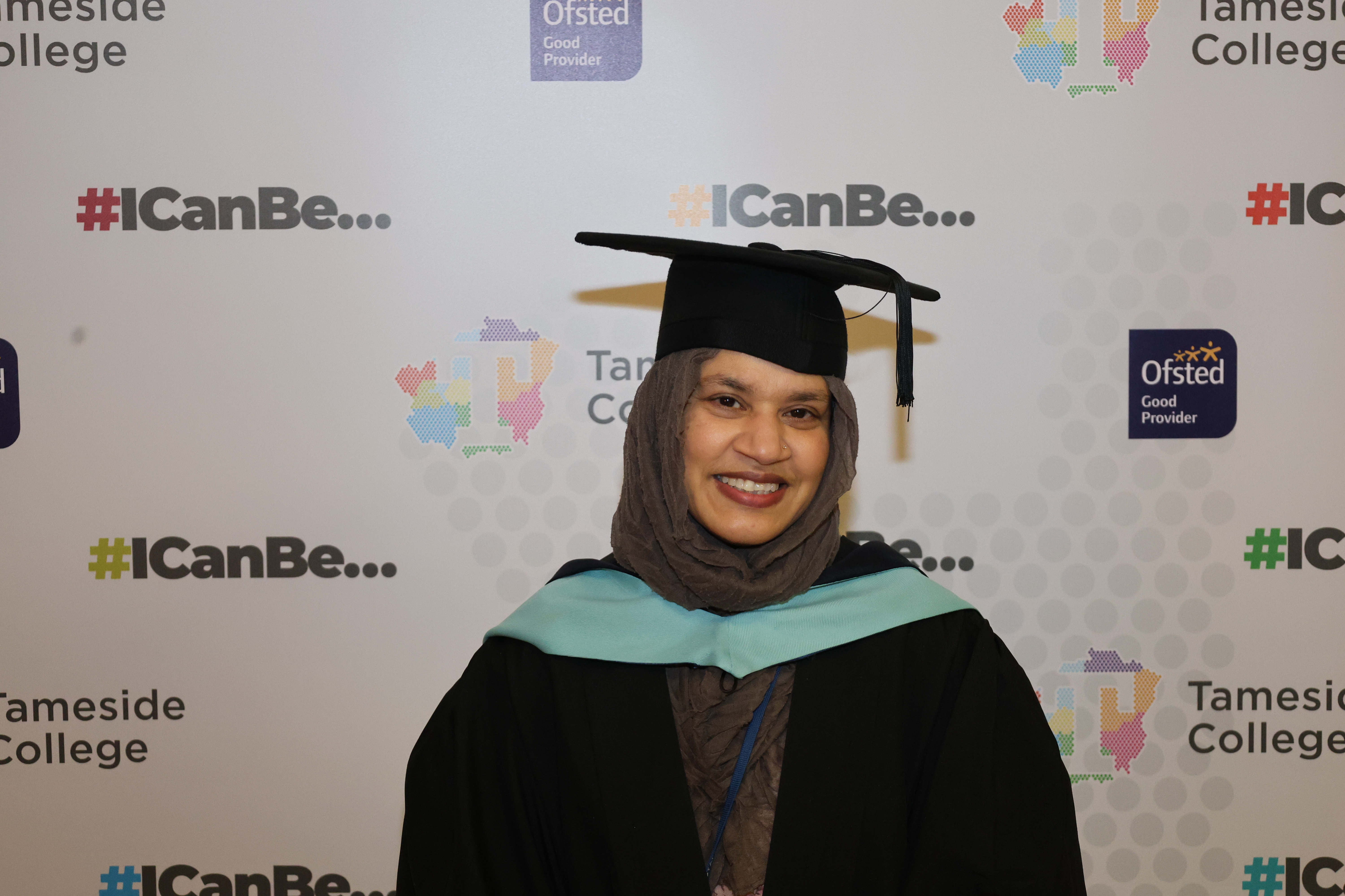 <i>Shafia Begum - 2025 Graduate</i>